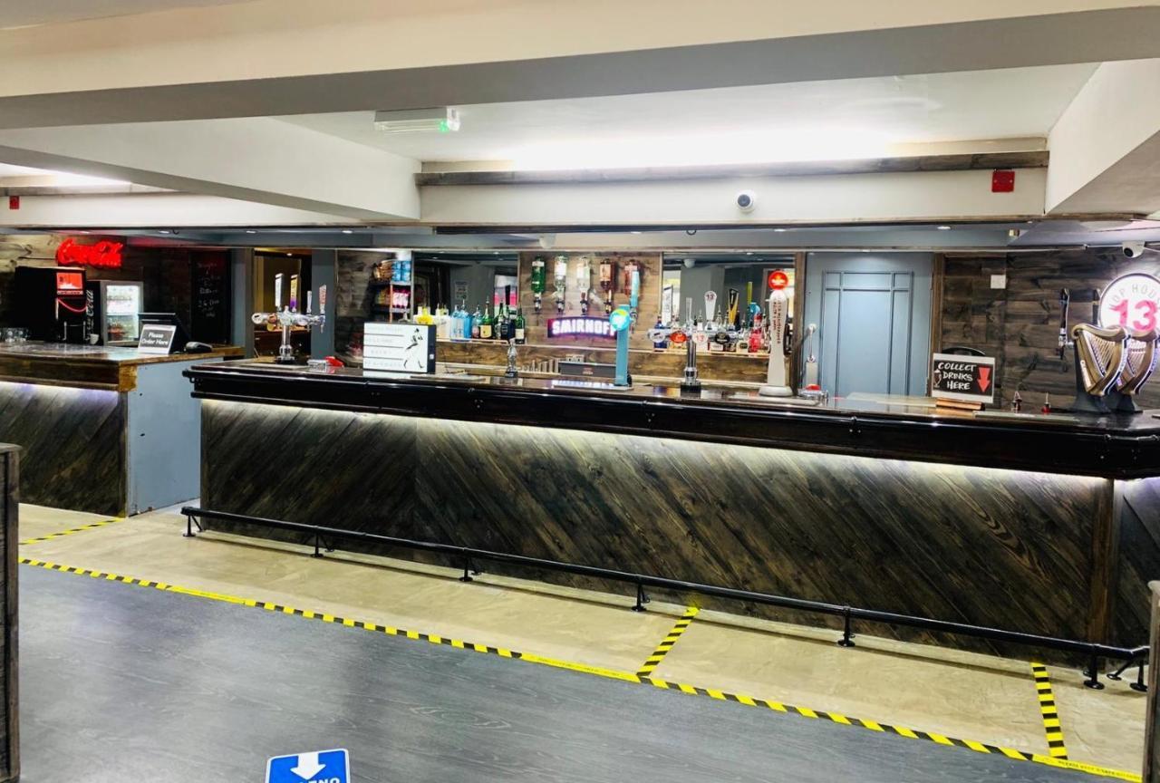 Fairways Lodge & Leisure Club Prestwich Εξωτερικό φωτογραφία