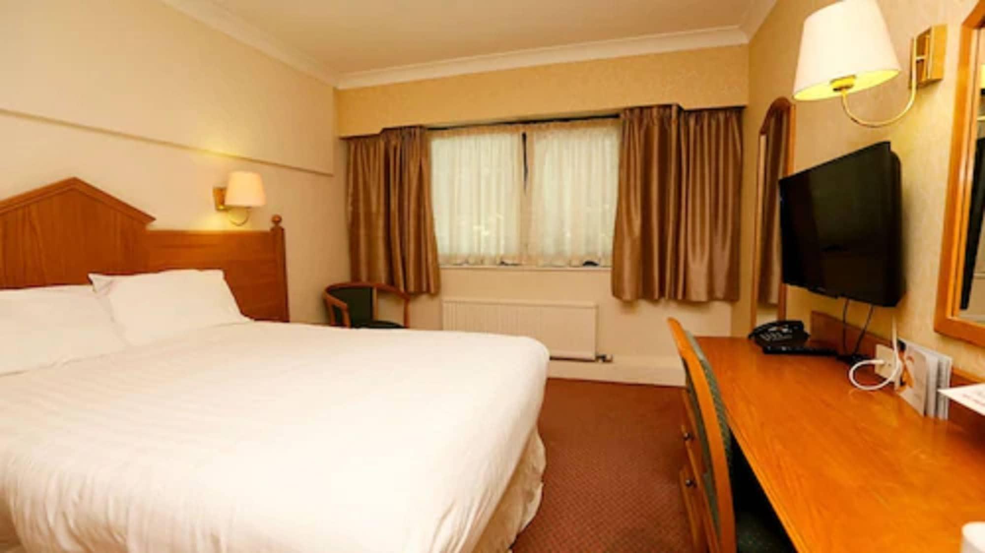 Fairways Lodge & Leisure Club Prestwich Εξωτερικό φωτογραφία