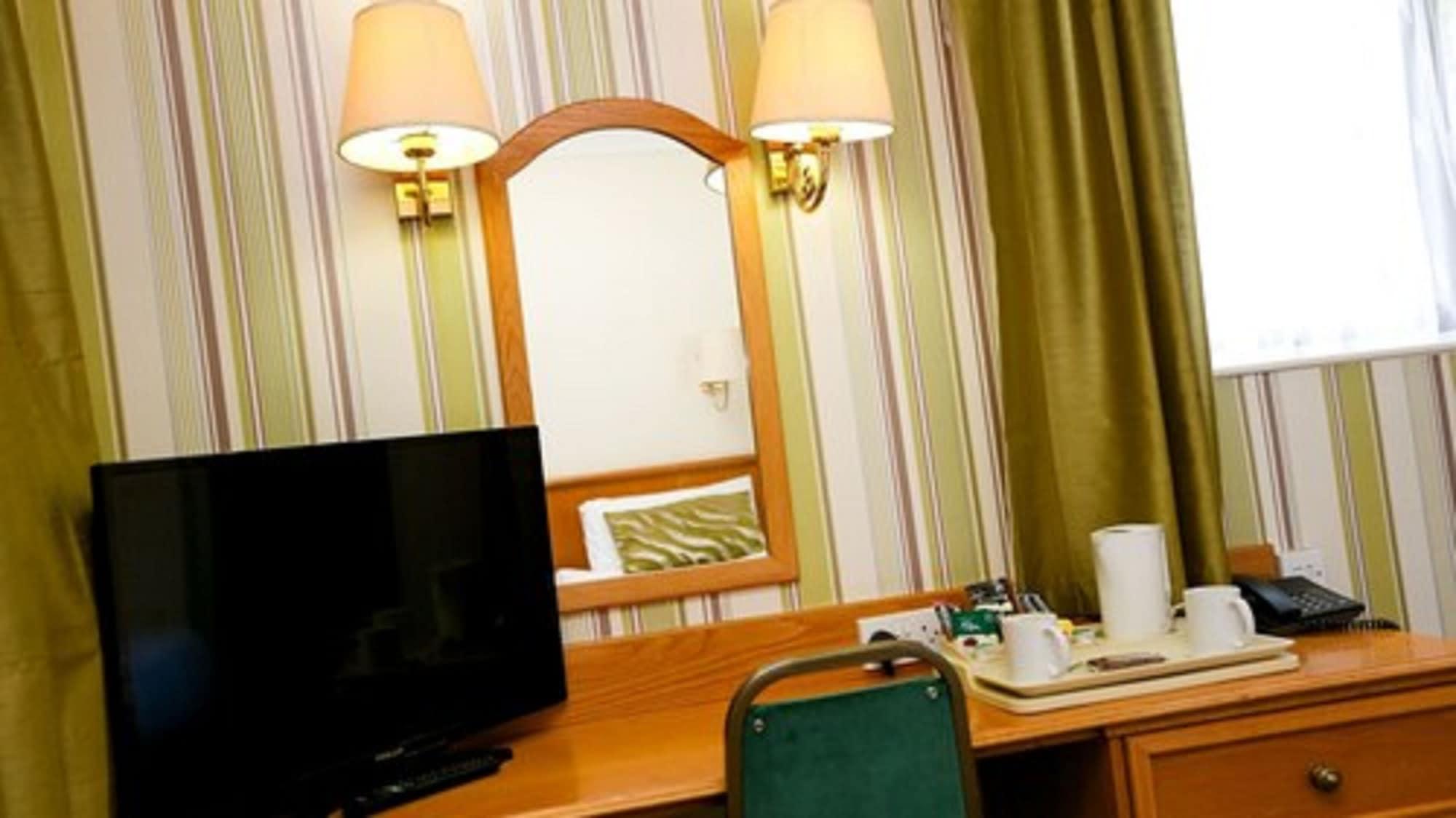 Fairways Lodge & Leisure Club Prestwich Εξωτερικό φωτογραφία