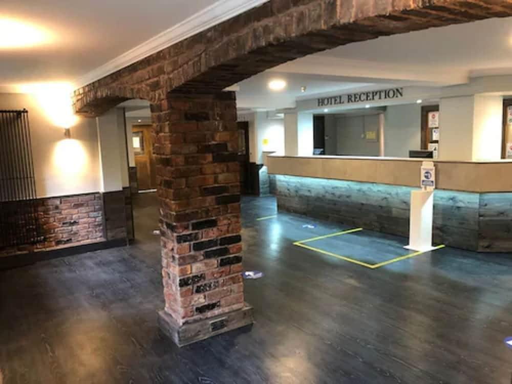 Fairways Lodge & Leisure Club Prestwich Εξωτερικό φωτογραφία
