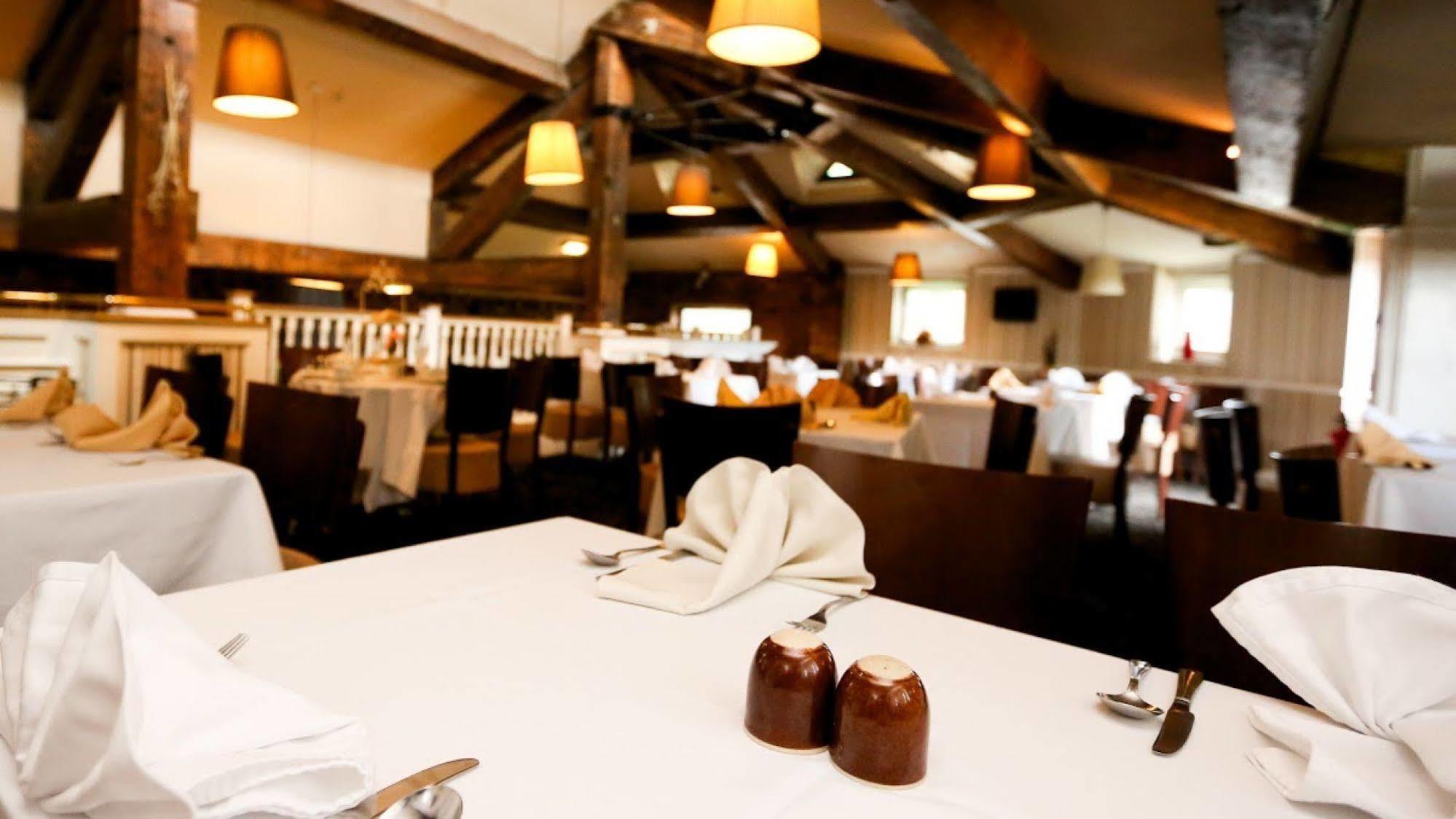 Fairways Lodge & Leisure Club Prestwich Εξωτερικό φωτογραφία